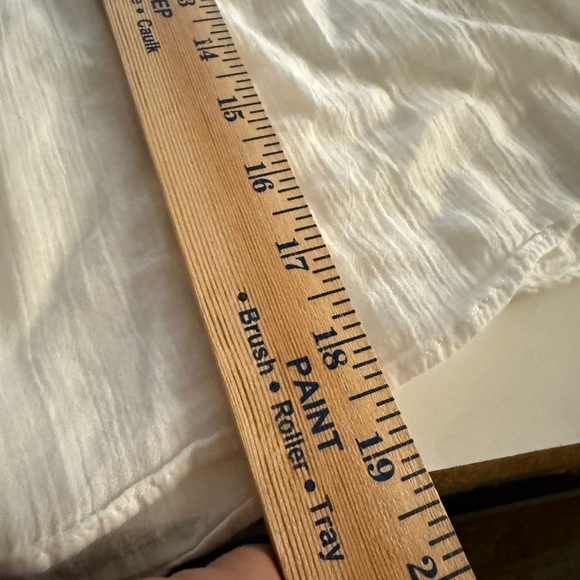 Alice & Olivia White Button-Up Shirt Cotton Cropped Light Weight - XS - Picture 5 of 8